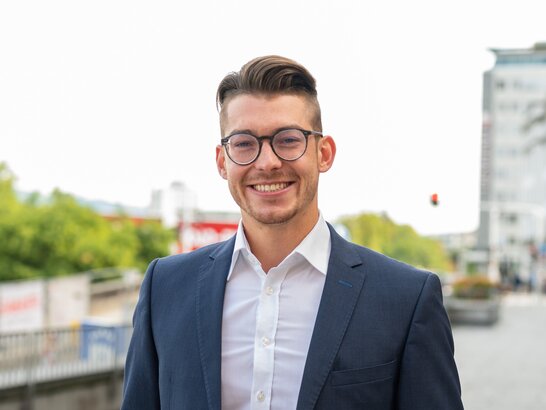 Lukas Zahradnik, BSc
